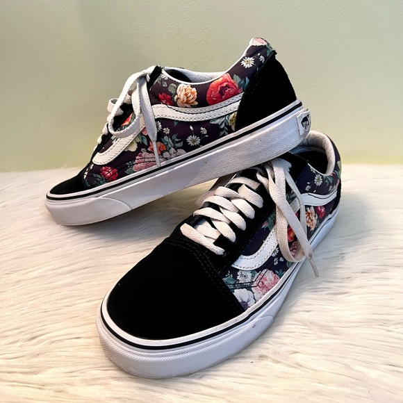 Vans Shoes - Vans Old Skool Garden Floral Sneakers Size 8W